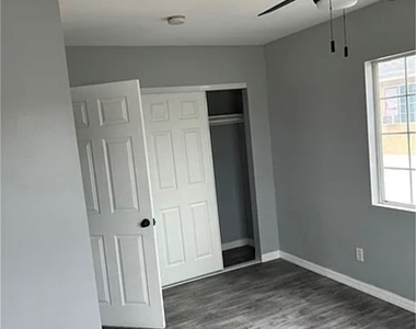1755 E 92nd Street - Photo Thumbnail 15