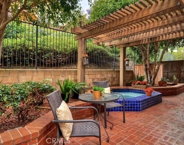24411 Mira Verde - Photo Thumbnail 14