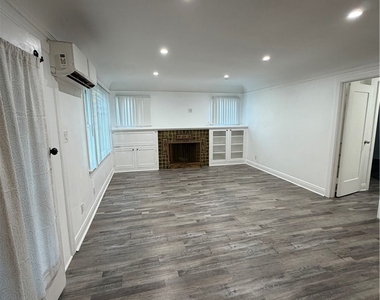 1802 E Glenoaks - Photo Thumbnail 8