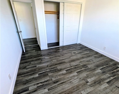 1708 Pine Avenue - Photo Thumbnail 7