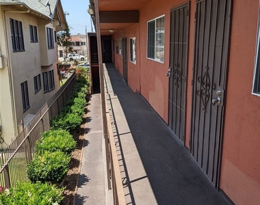 1708 Pine Avenue - Photo Thumbnail 11