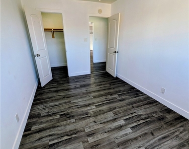 1708 Pine Avenue - Photo Thumbnail 5