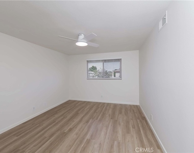 501 Pecan Way - Photo Thumbnail 33