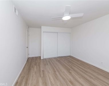 501 Pecan Way - Photo Thumbnail 34