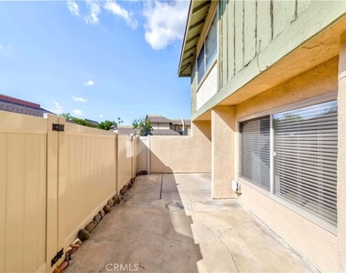 501 Pecan Way - Photo Thumbnail 38