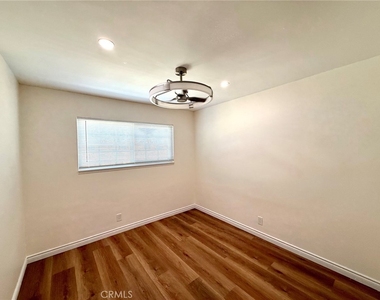 1803 W Greenleaf - Photo Thumbnail 12