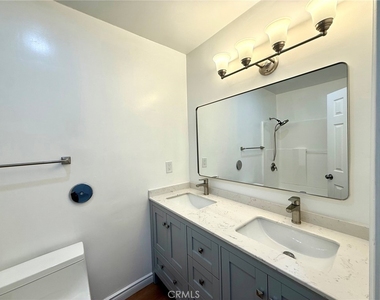 1803 W Greenleaf - Photo Thumbnail 8