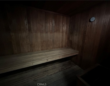 1131 Alta Loma Road - Photo Thumbnail 24