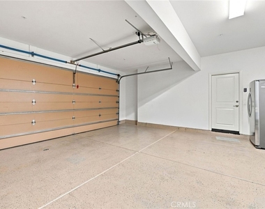 34 Brindisi - Photo Thumbnail 35