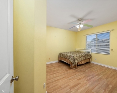 21 Foxcrest - Photo Thumbnail 63