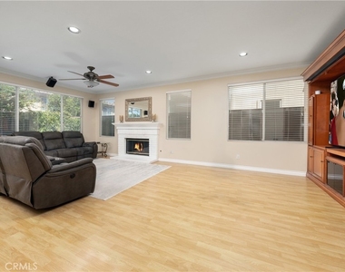 21 Foxcrest - Photo Thumbnail 40