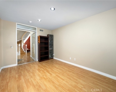 21 Foxcrest - Photo Thumbnail 38