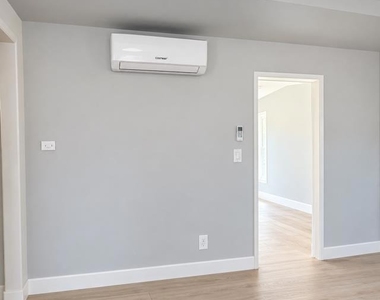 619 E 3rd Avenue - Photo Thumbnail 3