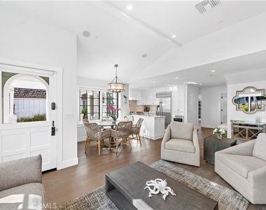 156 Pearl Street - Photo Thumbnail 3