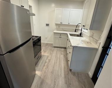 449 S Pampas Avenue - Photo Thumbnail 2