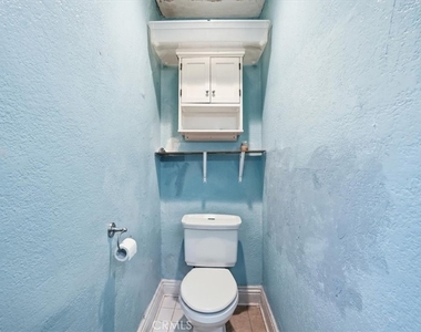 1707 N Arrowhead - Photo Thumbnail 20