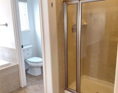 26706 Cumberland - Photo Thumbnail 9