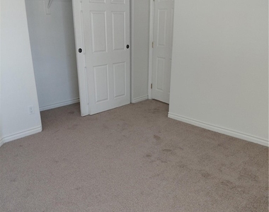 26706 Cumberland - Photo Thumbnail 12