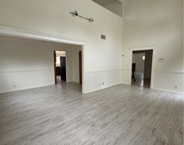 2912 Acresite Street - Photo Thumbnail 17