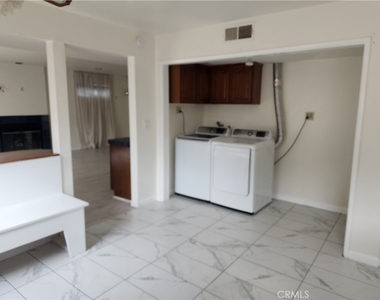2912 Acresite Street - Photo Thumbnail 8