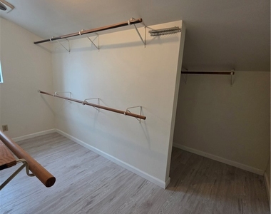 2912 Acresite Street - Photo Thumbnail 28