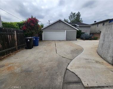 2912 Acresite Street - Photo Thumbnail 1