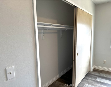 8616 N Loop Boulevard - Photo Thumbnail 15