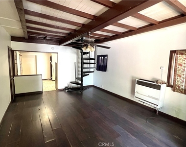 22821 Azalia Lane - Photo Thumbnail 3