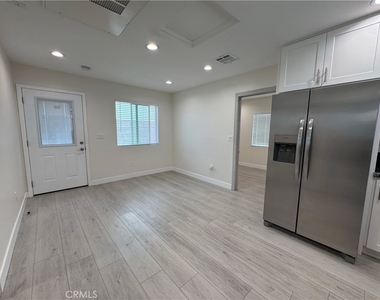 11022 Louise Avenue - Photo Thumbnail 6