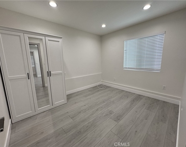 11022 Louise Avenue - Photo Thumbnail 5