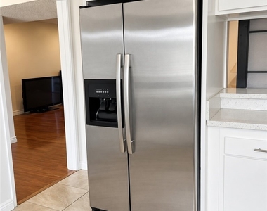 620 W Huntington - Photo Thumbnail 10