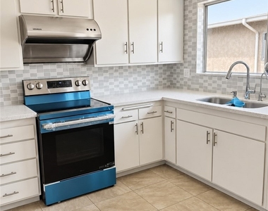 620 W Huntington - Photo Thumbnail 8