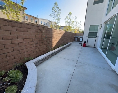 1165 Poppy Court - Photo Thumbnail 23