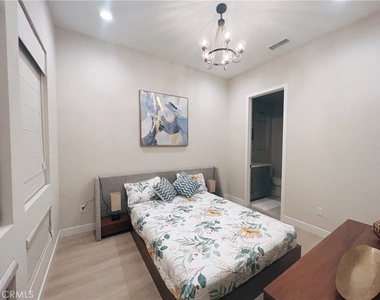 1165 Poppy Court - Photo Thumbnail 9
