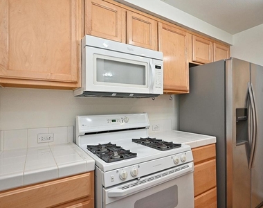 280 Caldecott Ln - Photo Thumbnail 12