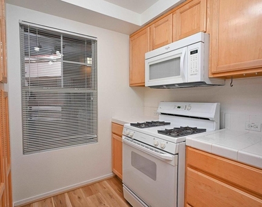 280 Caldecott Ln - Photo Thumbnail 7