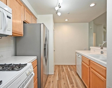 280 Caldecott Ln - Photo Thumbnail 10