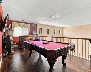 204 Millbrook Dr - Photo Thumbnail 15