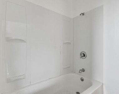 2200 Easy Avenue - Photo Thumbnail 34