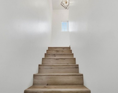 2200 Easy Avenue - Photo Thumbnail 31