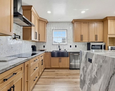 2200 Easy Avenue - Photo Thumbnail 15