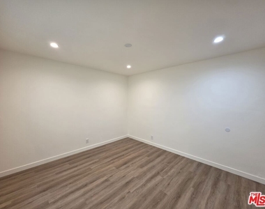 2908 W 141st Place - Photo Thumbnail 39
