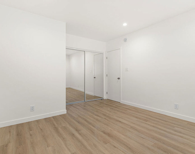 2908 W 141st Place - Photo Thumbnail 23