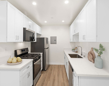 2908 W 141st Place - Photo Thumbnail 3