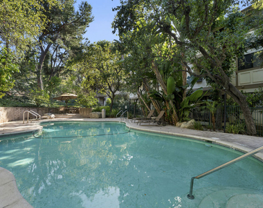 3480 Barham Boulevard - Photo Thumbnail 14