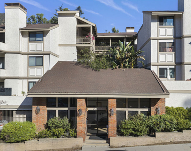 3480 Barham Boulevard - Photo Thumbnail 17