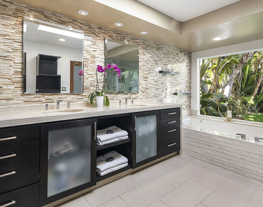 8405 Edwin Drive - Photo Thumbnail 16