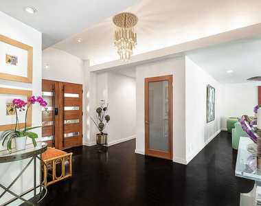 8405 Edwin Drive - Photo Thumbnail 4