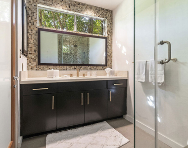 8405 Edwin Drive - Photo Thumbnail 21