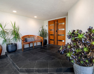 8405 Edwin Drive - Photo Thumbnail 3